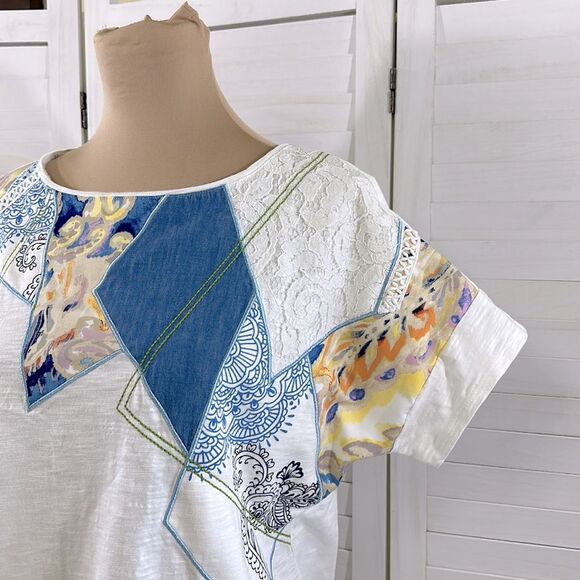 Chico's Top Size 1 (8) Short Sleeve Patch Detail - Picture 5 of 12